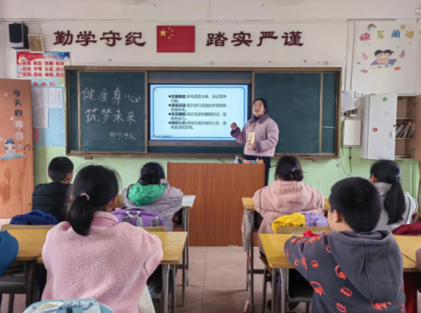 课后一体设计体育活动实在提高学生每天锻炼2小时的质量与实效